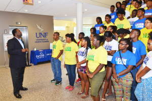 Mayor Brown with the 2015 class of Learn2Earn